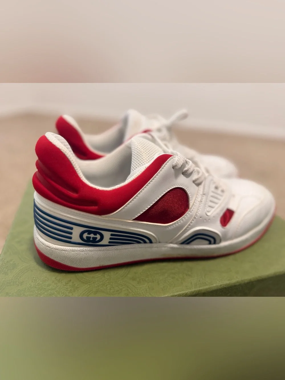 Gucci White and Red Leather Low-Top Sneakers